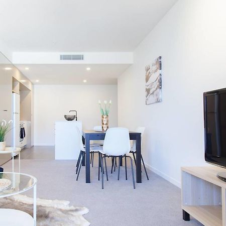 Chic Living In South Brisbane + Rooftop Pool Daire Dış mekan fotoğraf